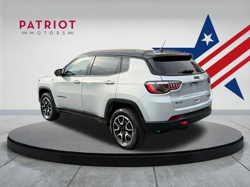 2024 Jeep Compass Trailhawk