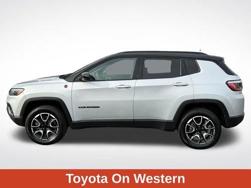 2024 Jeep Compass Trailhawk