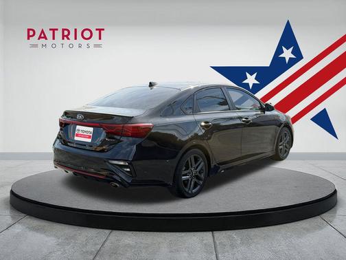 2021 Kia Forte GT-Line