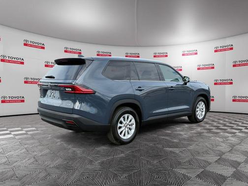 Storm Cloud 2025 Toyota Grand Highlander XLE