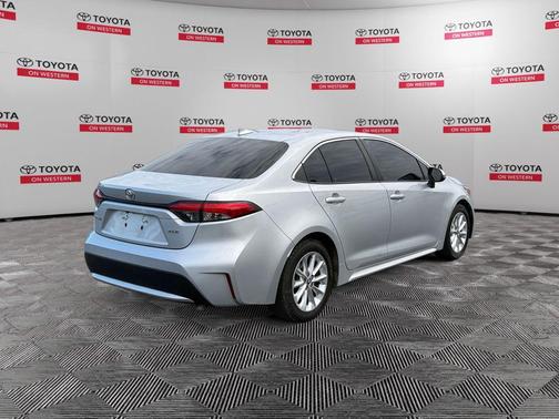 2020 Toyota Corolla XLE