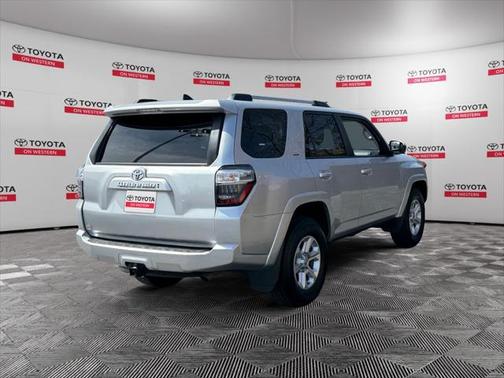 2024 Toyota 4Runner SR5