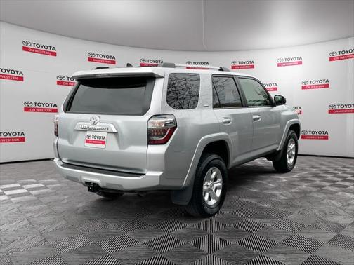 2024 Toyota 4Runner SR5