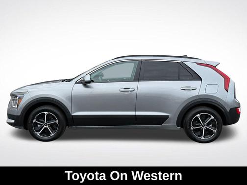2024 Kia Niro LX