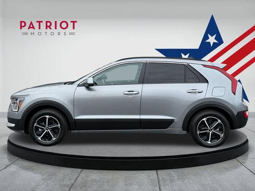 2024 Kia Niro LX
