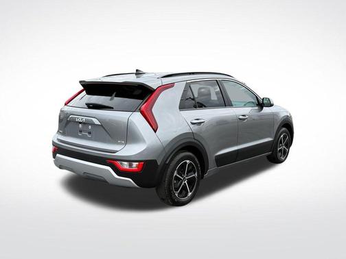 2024 Kia Niro LX
