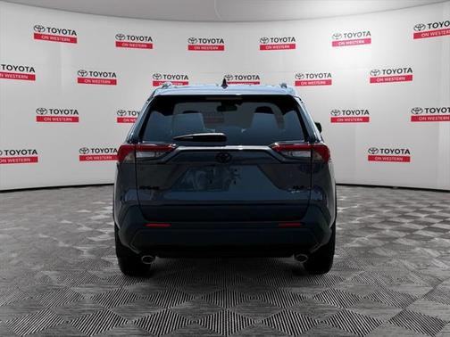 2025 Toyota RAV4 Hybrid XLE Premium