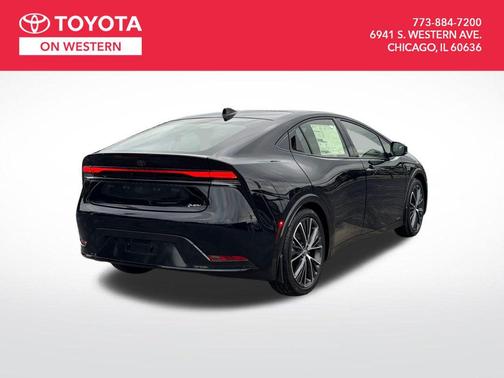 2025 Toyota Prius XLE