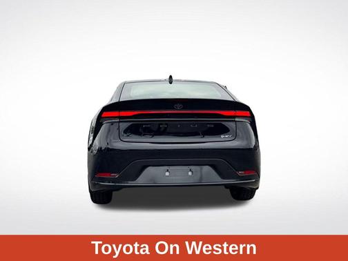 2025 Toyota Prius XLE