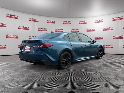 Dark Green 2025 Toyota Camry SE