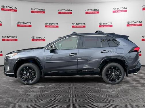 2025 Toyota RAV4 Hybrid SE