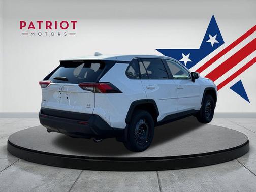 2025 Toyota RAV4 LE