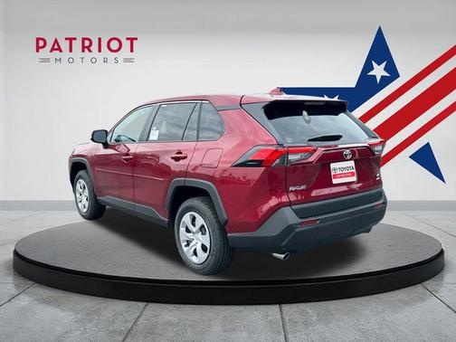 2025 Toyota RAV4 LE