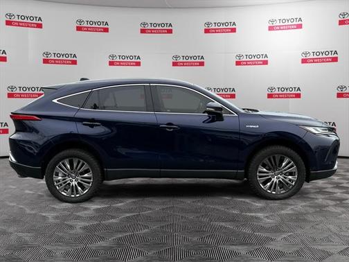 2021 Toyota Venza XLE