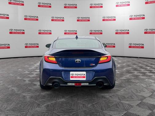 2025 Toyota GR86 Premium