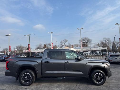 2024 Toyota Tundra SR5