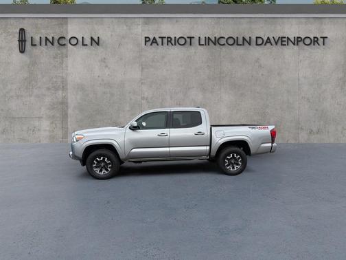 2018 Toyota Tacoma SR