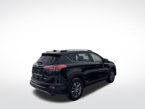 2018 Toyota RAV4 Hybrid LE