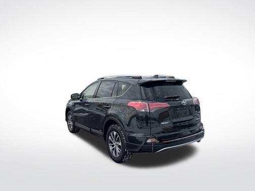 2018 Toyota RAV4 Hybrid LE