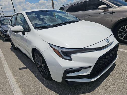 Ice Cap 2025 Toyota Corolla SE