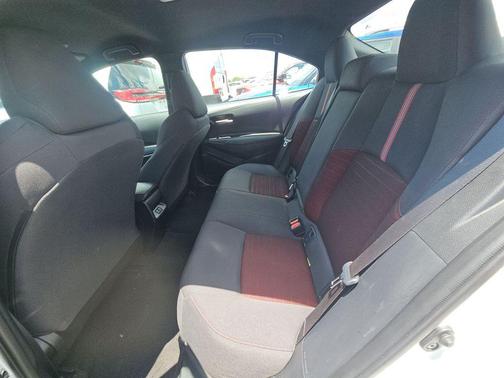 Ice Cap 2025 Toyota Corolla SE