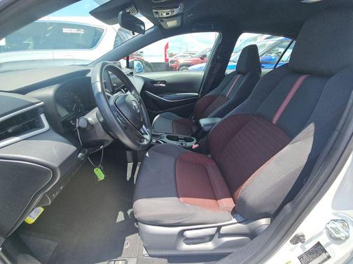 Ice Cap 2025 Toyota Corolla SE