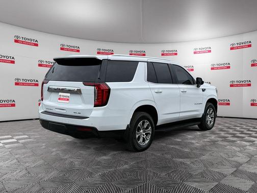 2022 GMC Yukon SLE