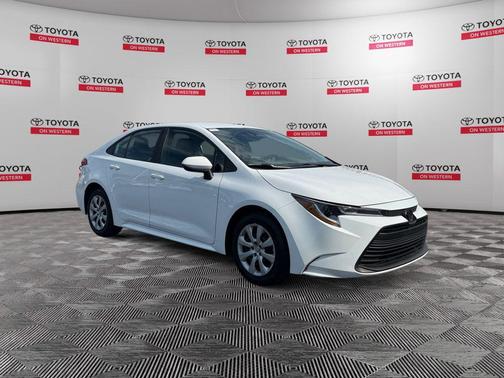 Ice Cap 2024 Toyota Corolla LE