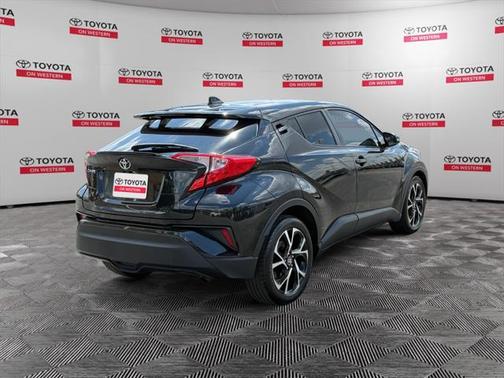 2019 Toyota C-HR XLE