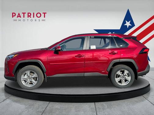 2025 Toyota RAV4 Hybrid XLE