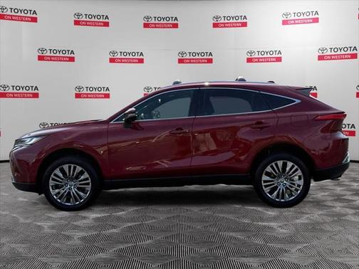 2022 Toyota Venza XLE