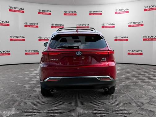 2022 Toyota Venza XLE