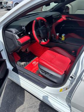 Wind Chill Pearl 2025 Toyota Camry XSE