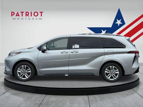 2025 Toyota Sienna Limited 7-Passenger