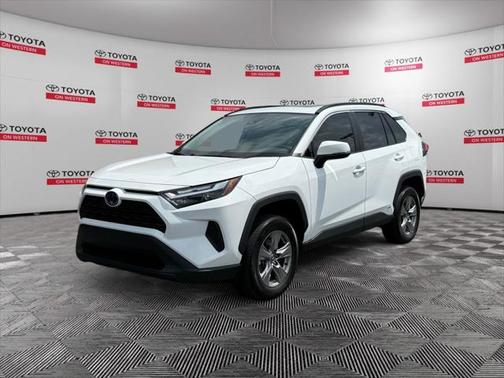 2023 Toyota RAV4 Hybrid XLE