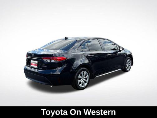 2023 Toyota Corolla Hybrid LE