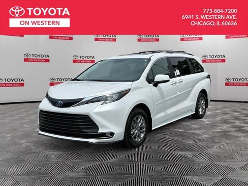 2025 Toyota Sienna XLE 7 Passenger