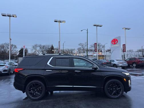 2022 Chevrolet Traverse Premier