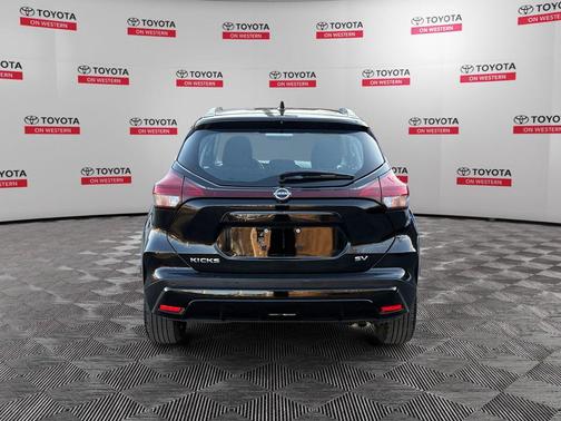 2024 Nissan Kicks SV