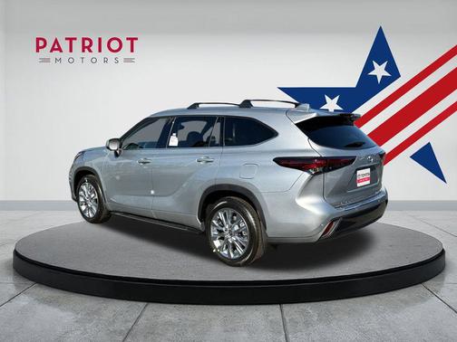 2025 Toyota Highlander Limited