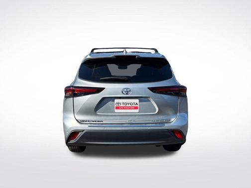 2025 Toyota Highlander Limited