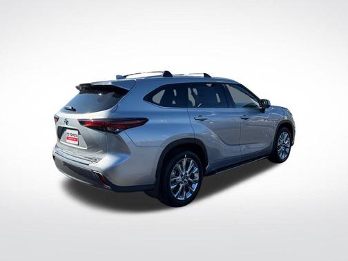 2025 Toyota Highlander Limited
