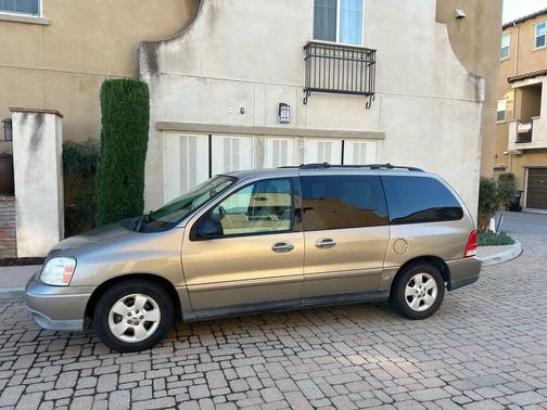 2004 Ford Freestar SES