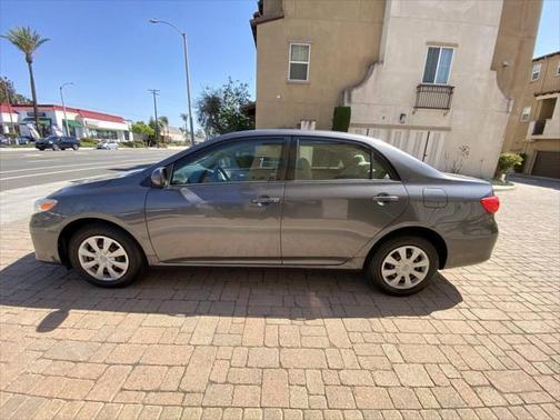 2011 Toyota Corolla LE