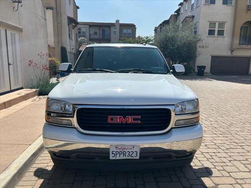 2005 GMC Yukon XL 1500 SLT