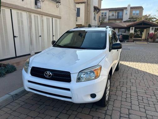 2006 Toyota RAV4 Base
