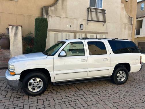 2003 Chevrolet Suburban 1500 LT