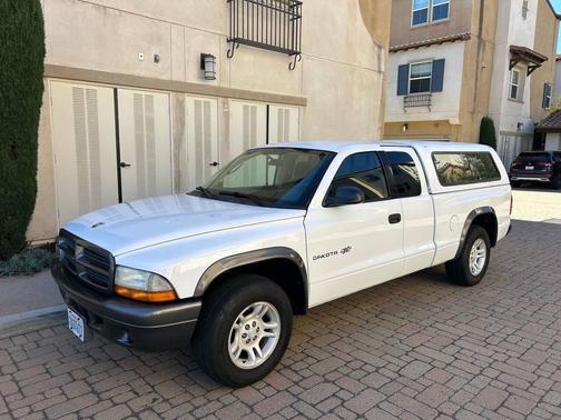2002 Dodge Dakota Base