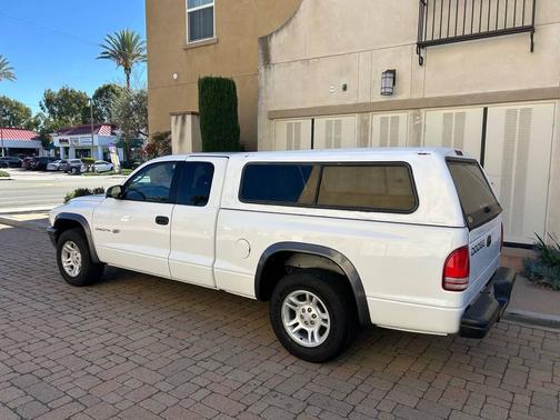2002 Dodge Dakota Base
