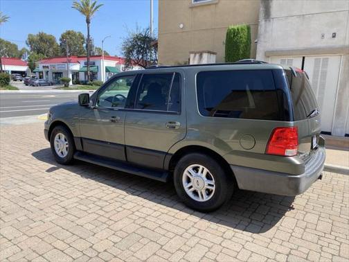 2004 Ford Expedition XLT